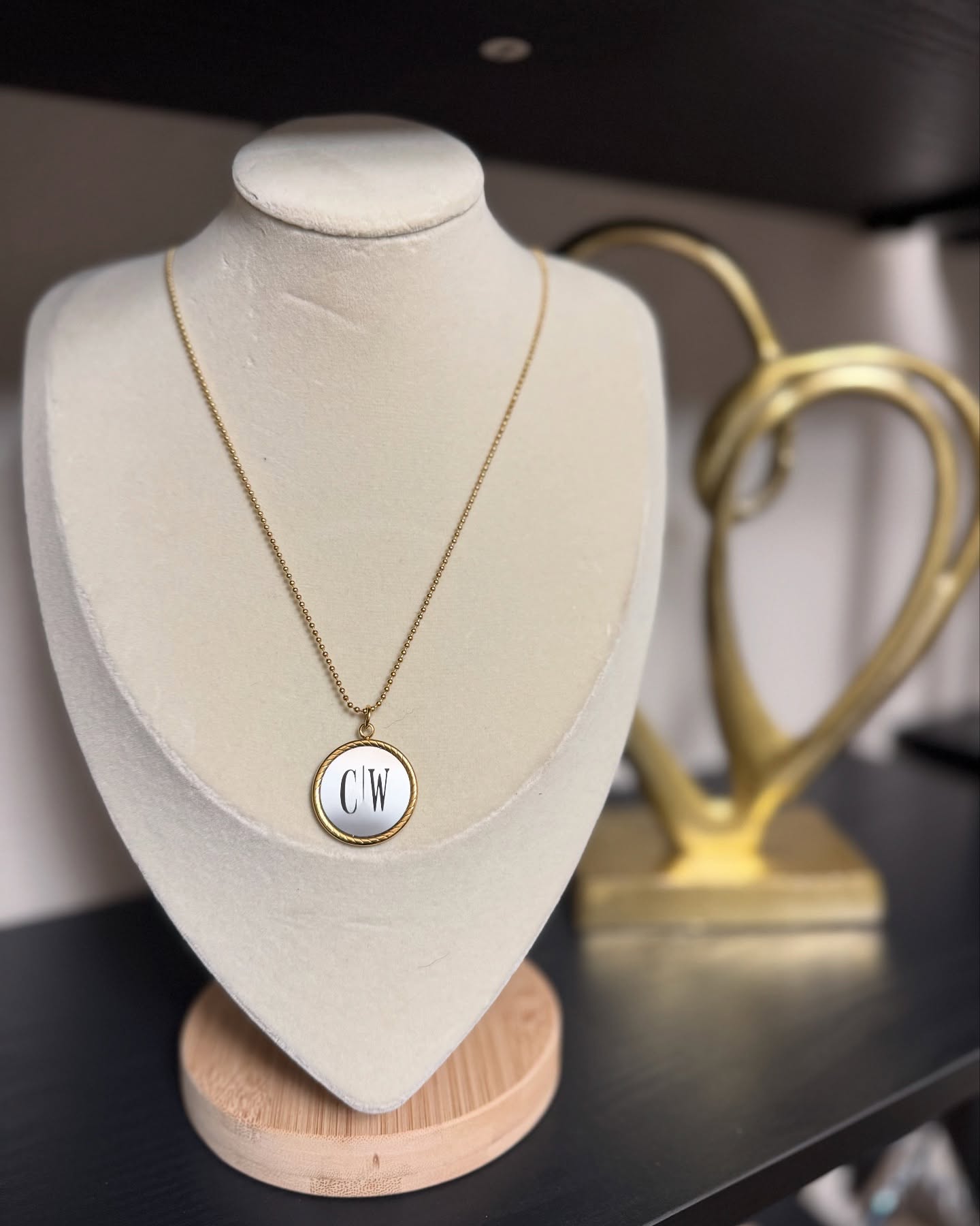 ✨ Classic. Personalized. Timeless. ✨
This custom initial pendant is the kind of piece you never take off. Whether it’s your own initials or someone you carry close to your heart, it’s got main character energy written all over it. 💛

⚡️Minimalist gold or silver rim
⚡️Clean monogram detail
⚡️The ultimate style vibe

Drop your initials below if you’d rock one of these! 👇👇👇

#CustomJewelry #MonogramNecklace #JewelryWithMeaning #PermanentStyle #GiftWorthy